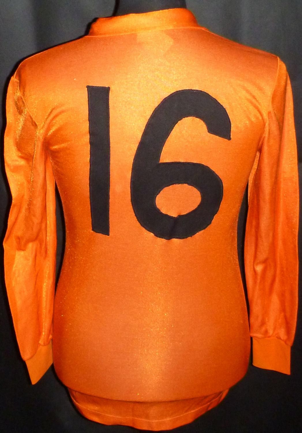 Valencia CF 1979-80 Away Kit