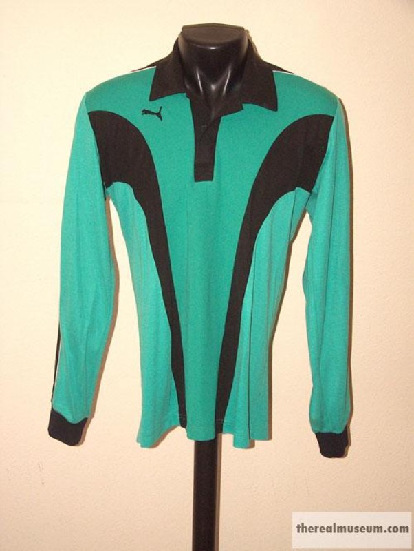 Real Madrid 1980-81 GK 4 Kit