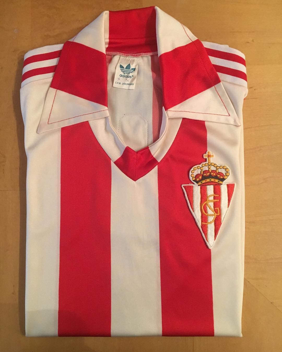 Sporting Gijón 1980-81 Home Kit