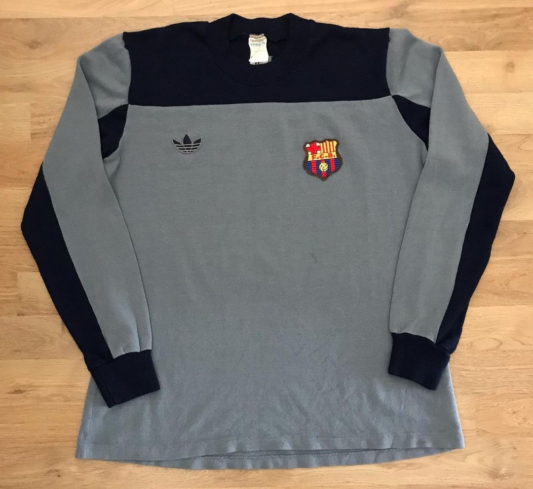 FC Barcelona 1981-82 GK Kit