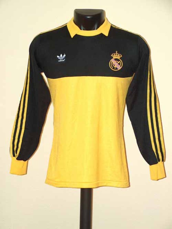Real Madrid 1981-82 GK 1 Kit