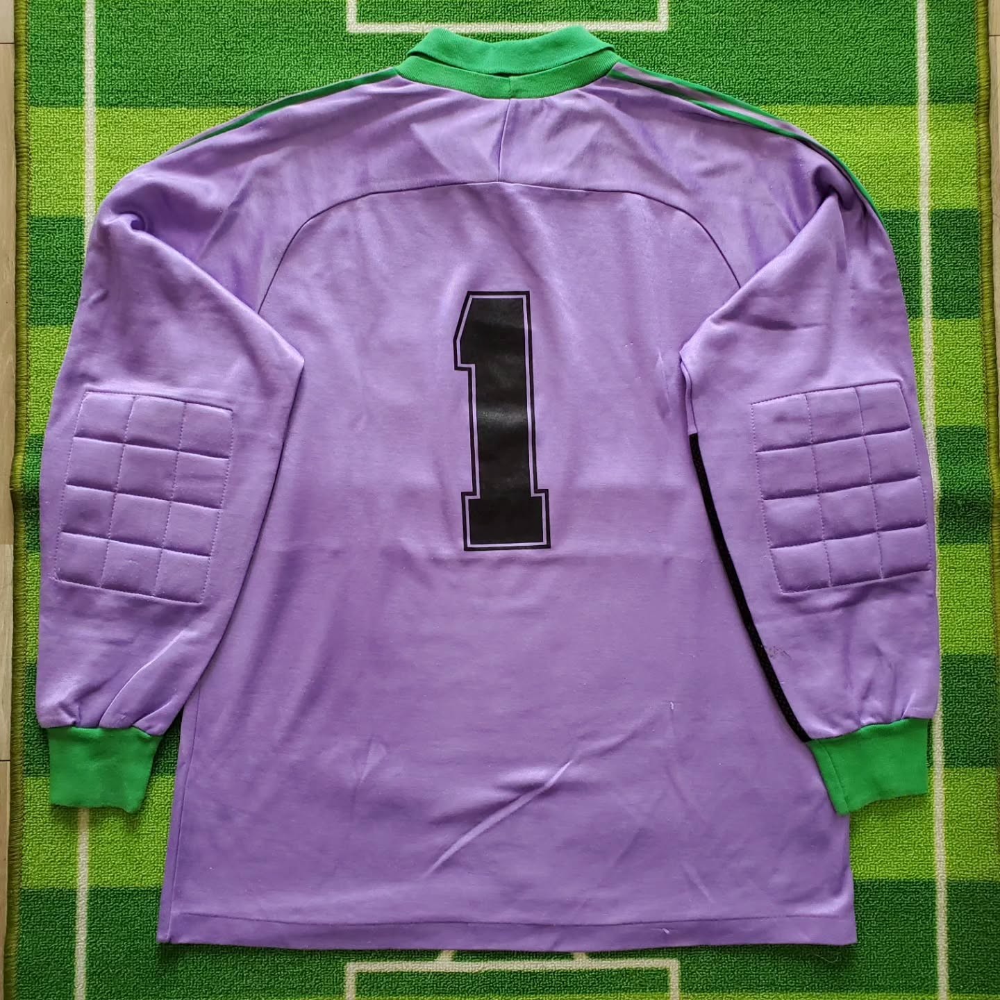 Real Madrid 1982-83 GK 5 Kit