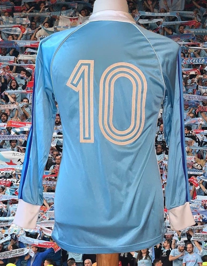 Celta Vigo 1982-83 Home Kit