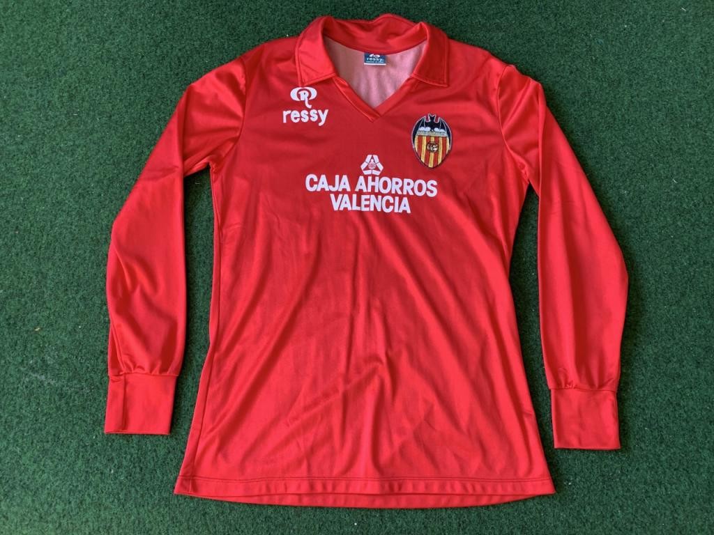 Valencia CF 1984-85 Away Kit