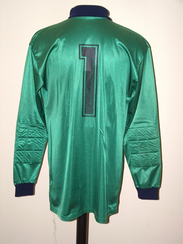 Real Madrid 1986-87 GK Home Kit