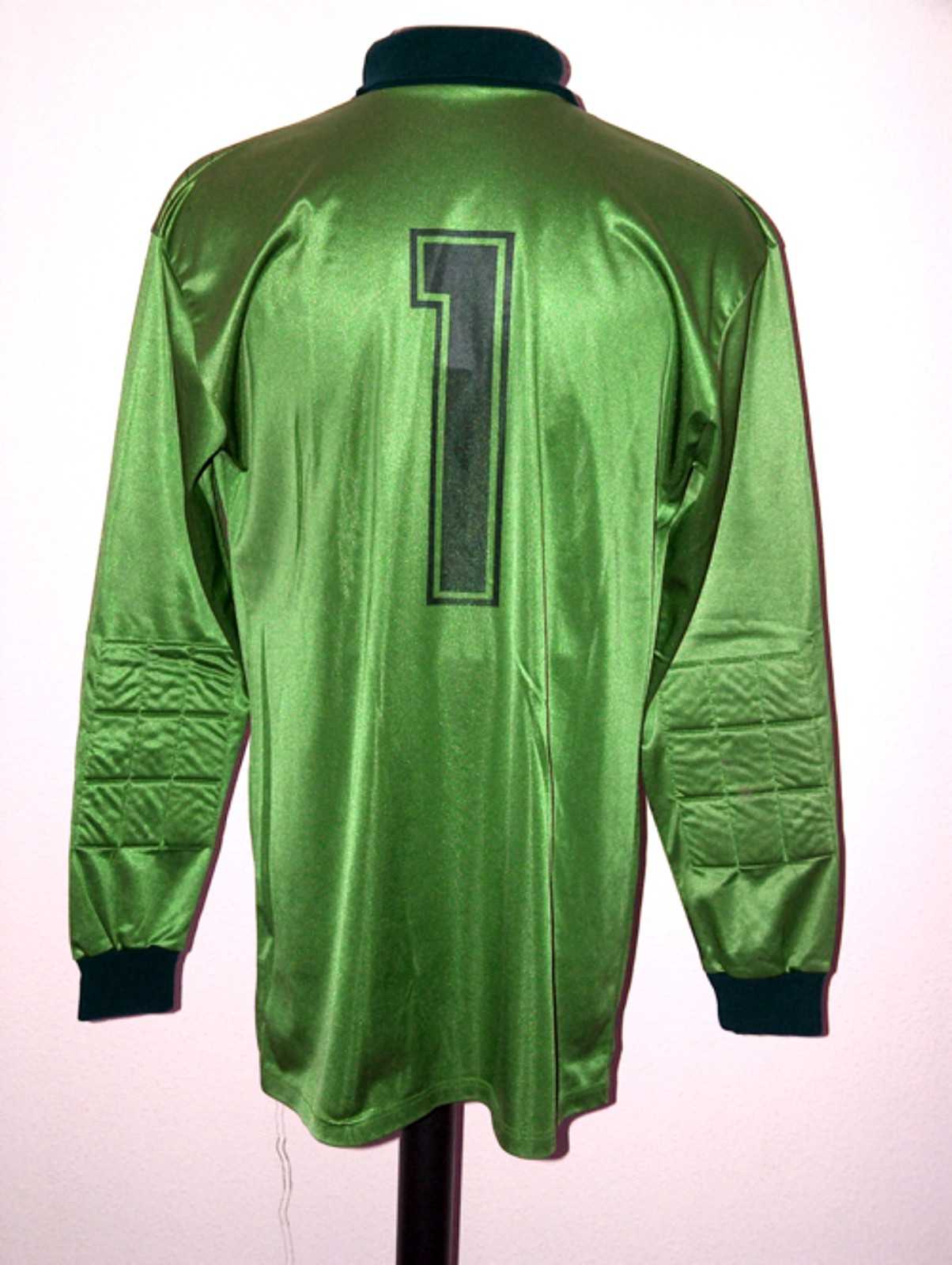 Real Madrid 1987-88 GK Away Kit