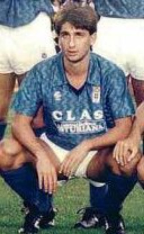 Real Oviedo 1989-90 Home Kit