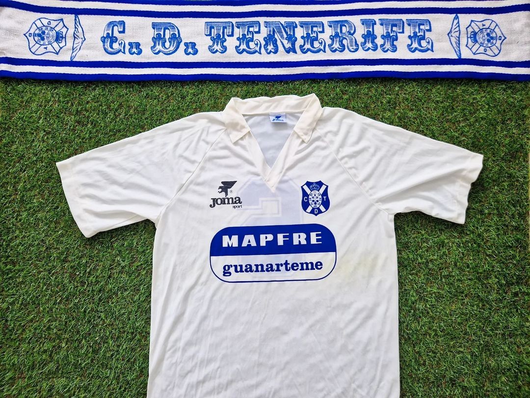 CD Tenerife 1989-90 Home 6 Kit