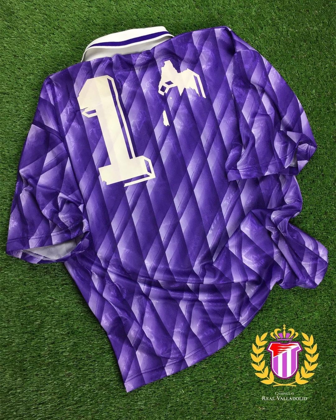 Real Valladolid 1991-92 Away Kit