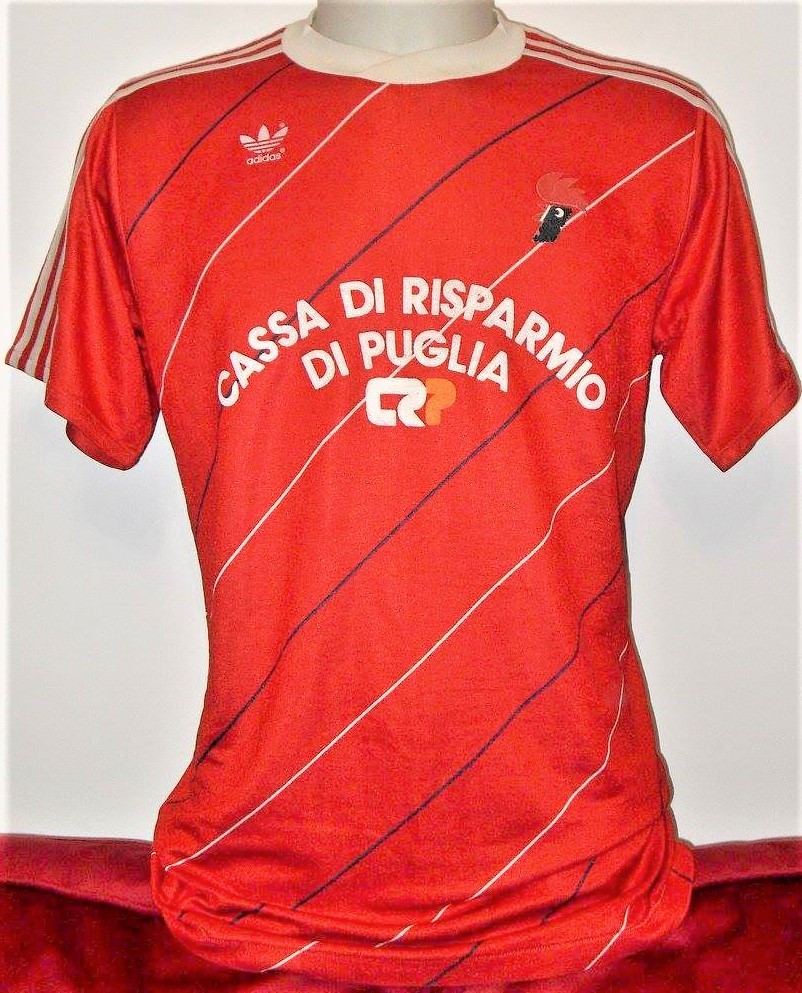 SSC Bari 1985-86 Away Kit