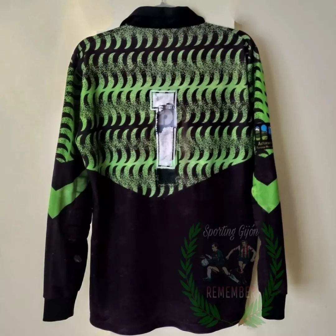 Sporting Gijón 1992-93 GK 2 Kit