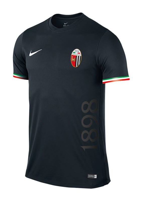 Ascoli 2019-20 Away Kit