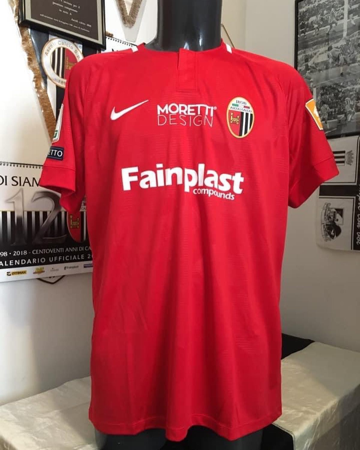 Ascoli 2019-20 GK 1 Kit