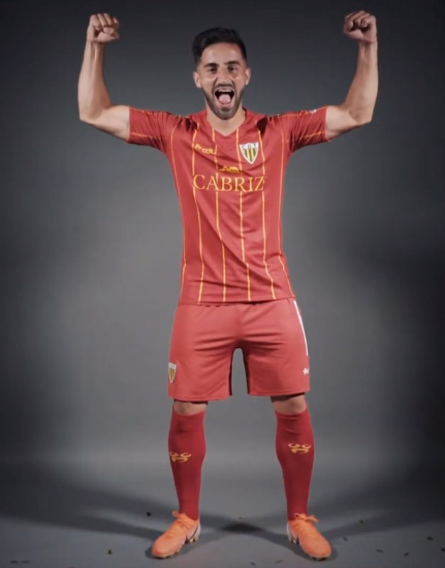 CD Tondela 2019-20 Third Kit