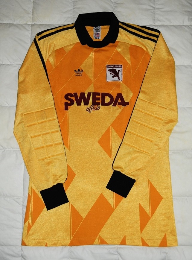 Torino FC 1987-88 GK Kit