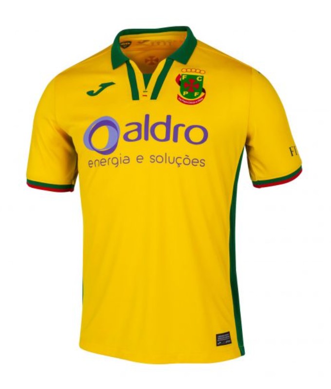 Paços de Ferreira 2019-20 Home Kit