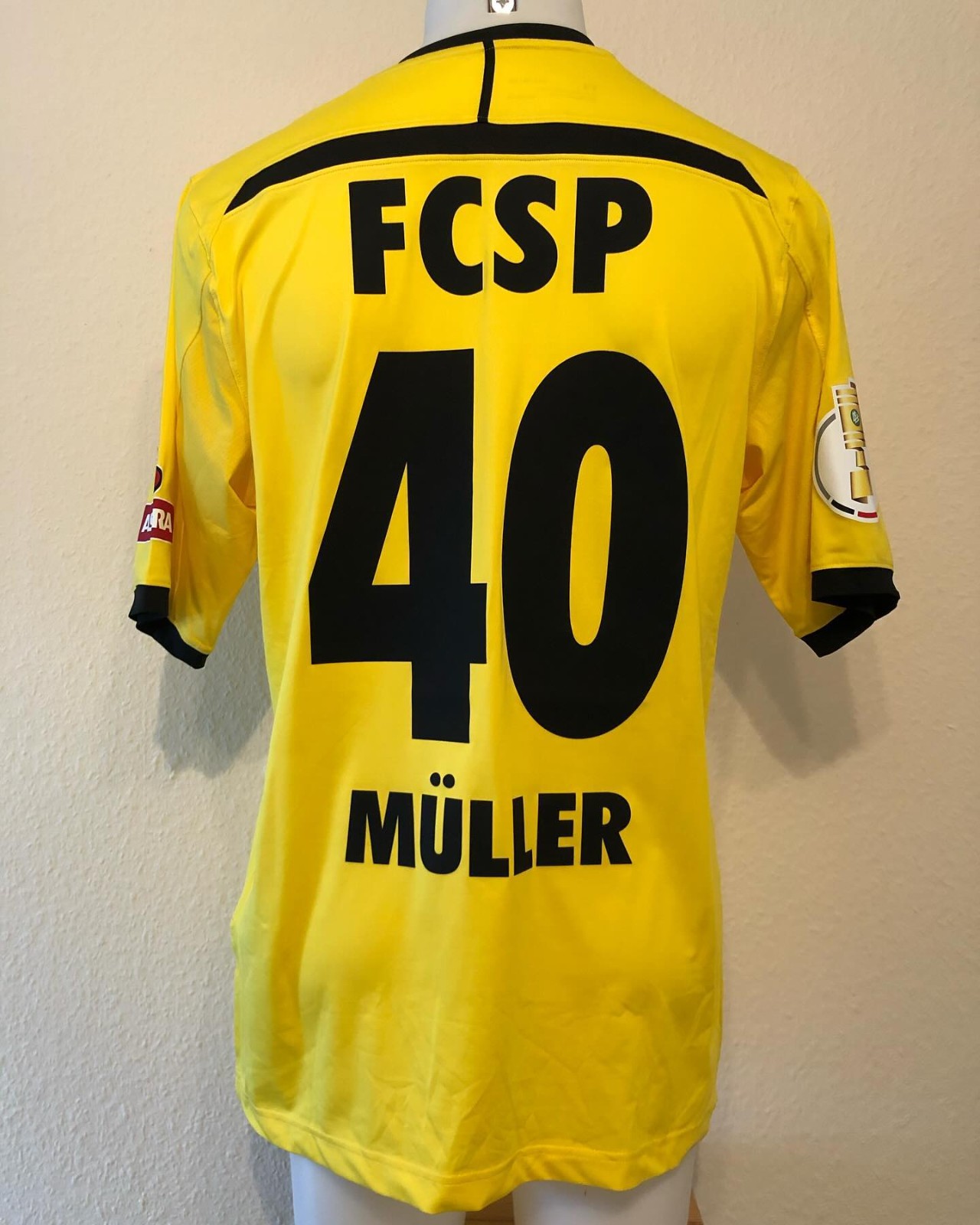 FC St. Pauli 2019-20 GK 2 Kit