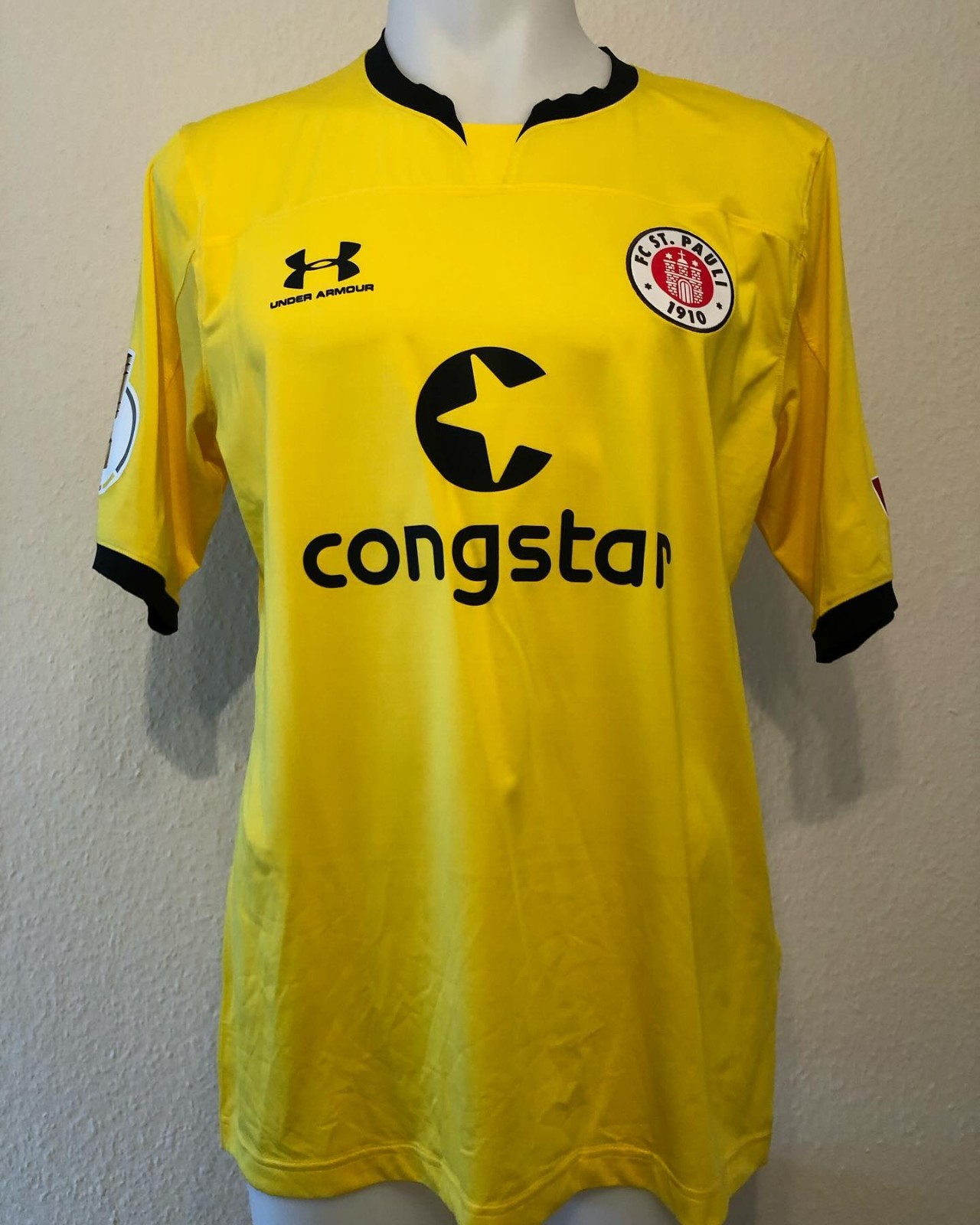 FC St. Pauli 2019-20 GK 2 Kit