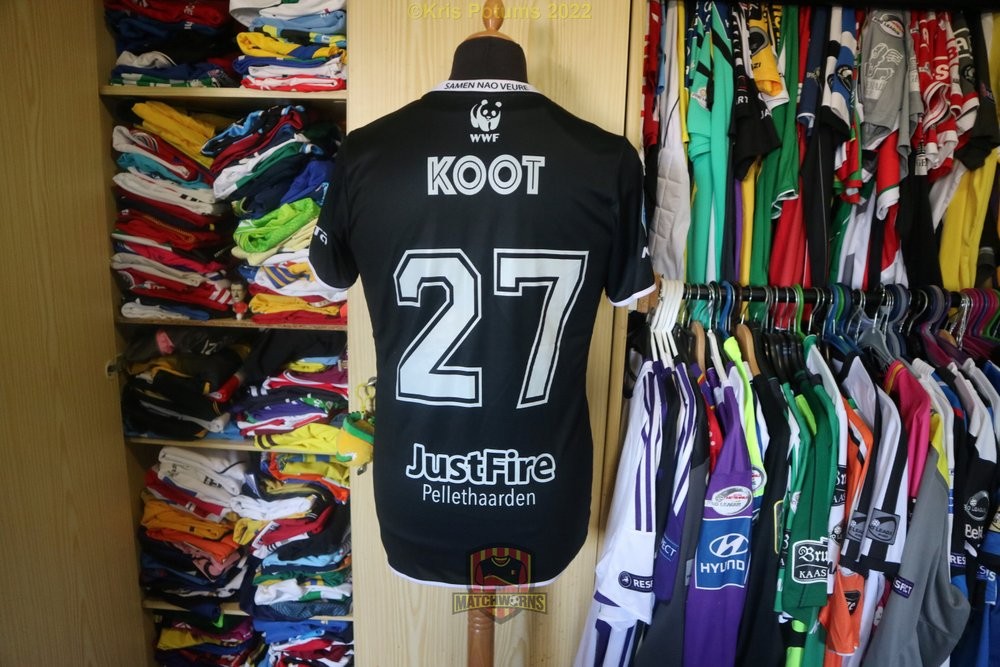 Fortuna Sittard 2019-20 GK Kit