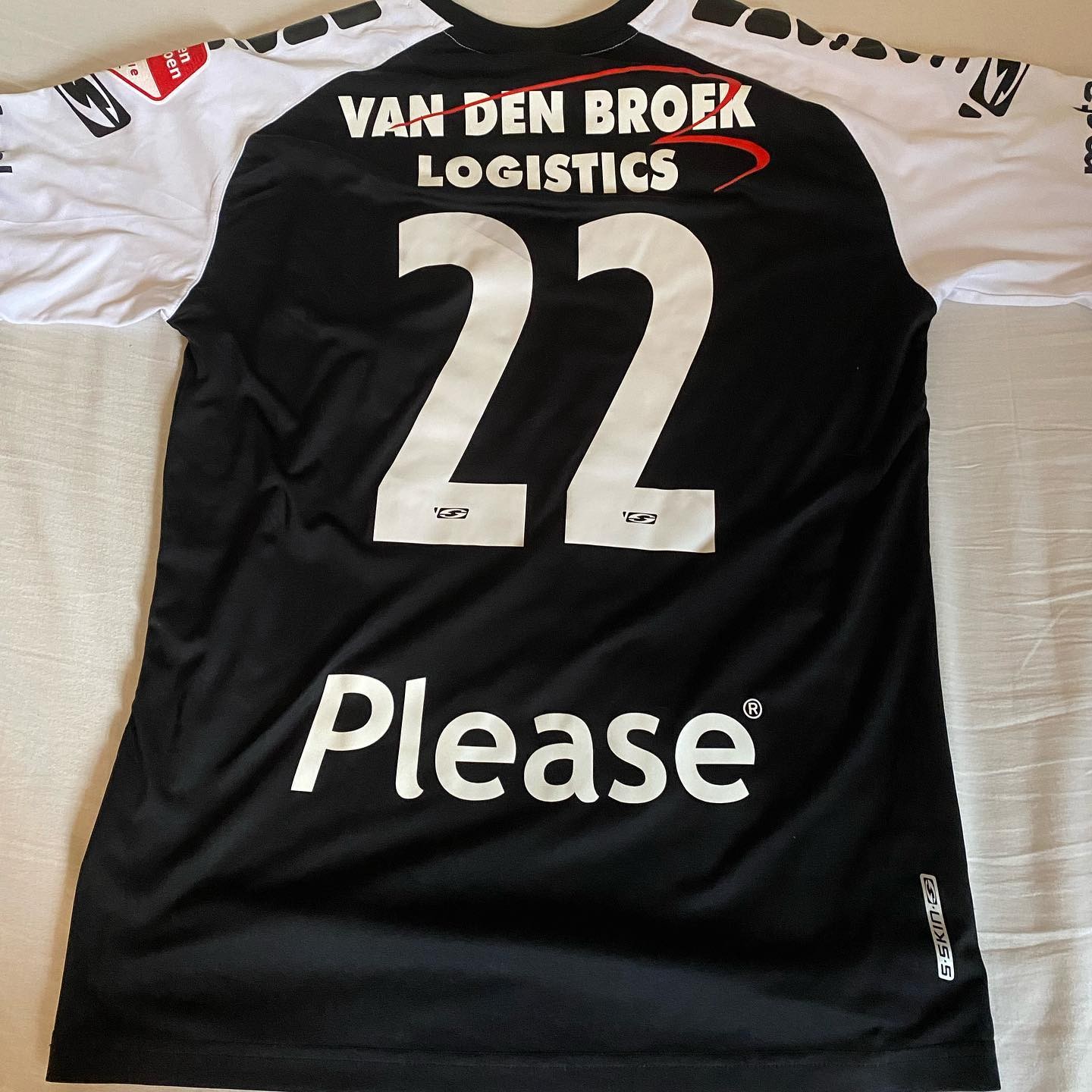 Helmond Sport 2019-20 GK 2 Kit