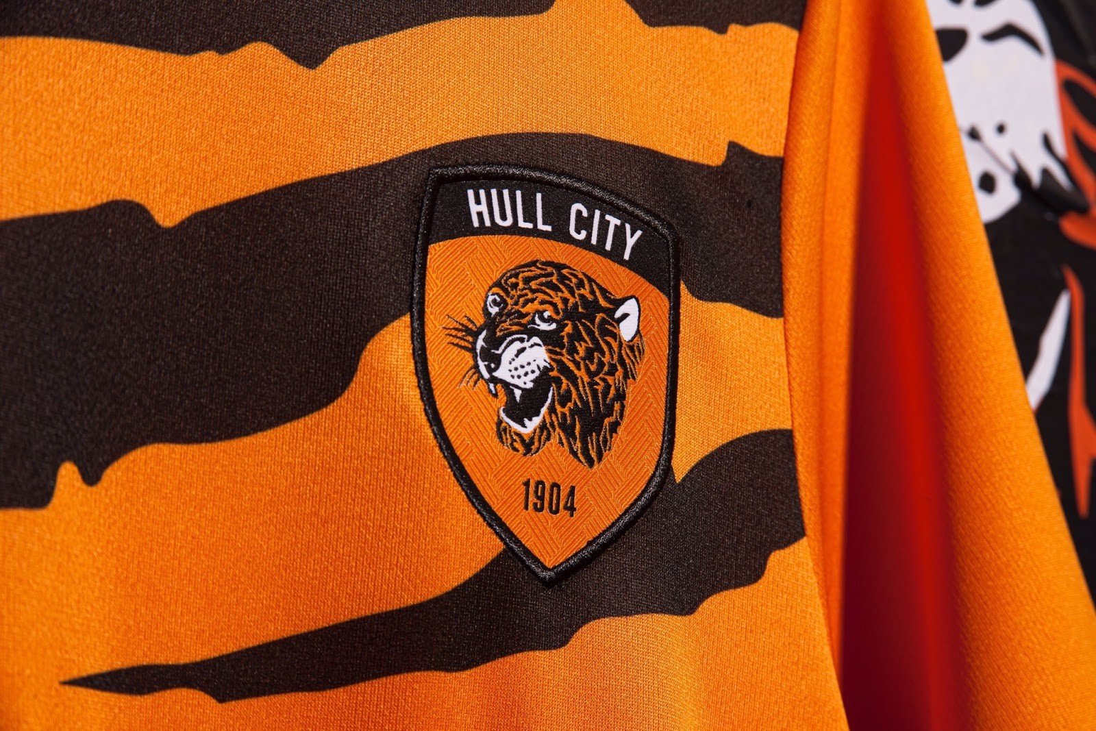 Hull City AFC 2019-20 Home Kit