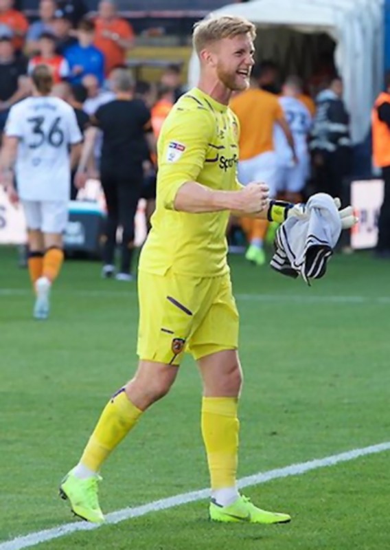 Hull City AFC 2019-20 GK 2 Kit