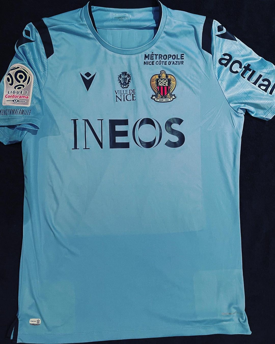 Nice 2019-20 GK 1 Kit