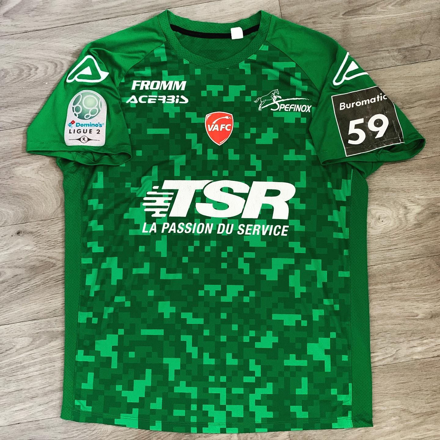 Valenciennes 2019-20 GK 2 Kit