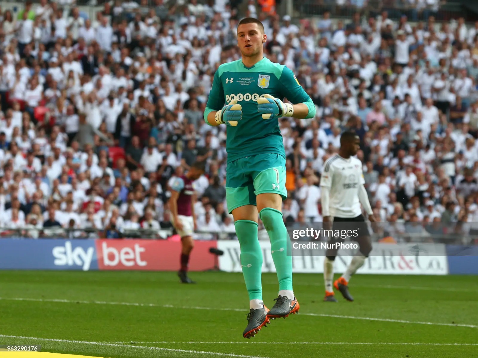 Aston Villa 2017-18 EFL Championship Play-Off Final GK Kit