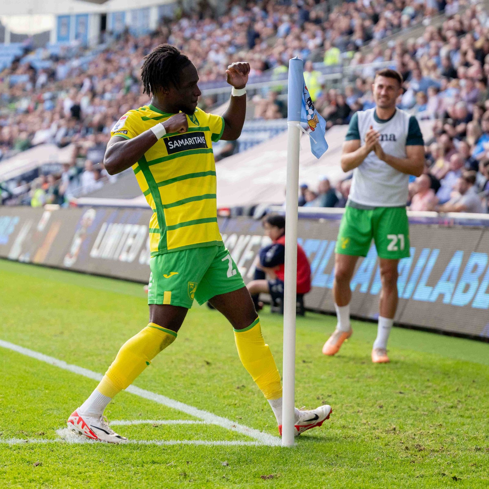 Norwich City 2023-24 Home V2 Kit