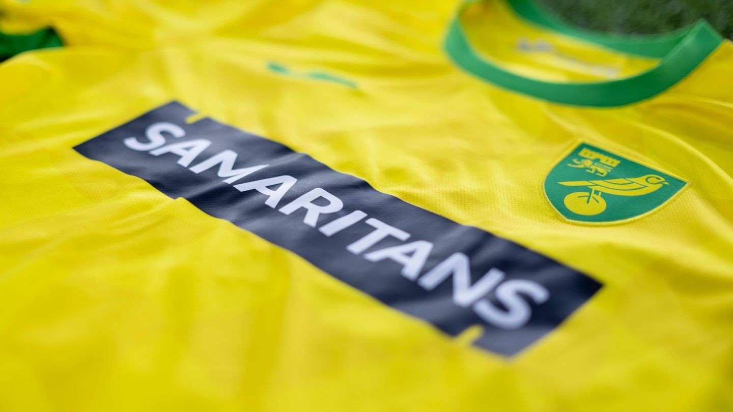 Norwich City 2024-25 Home V2 Kit