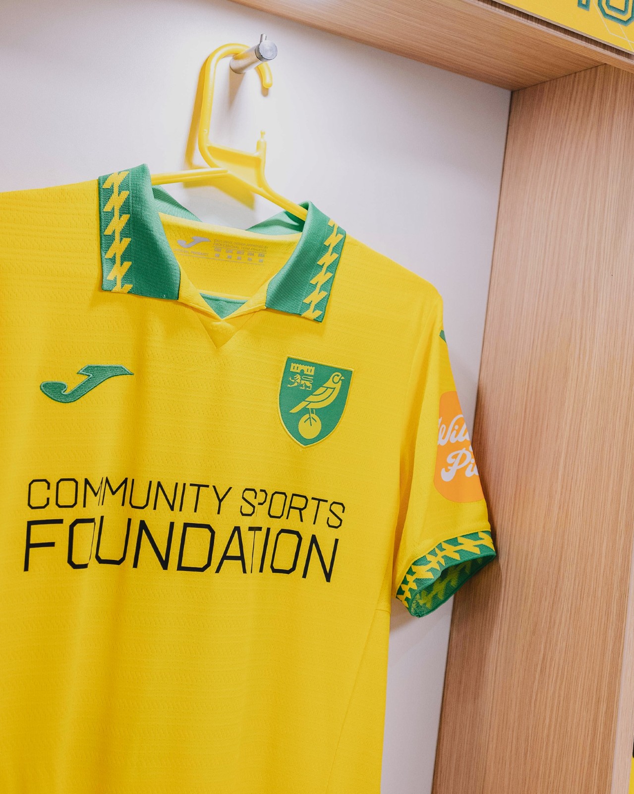 Norwich City 2025-26 Home V2 Kit