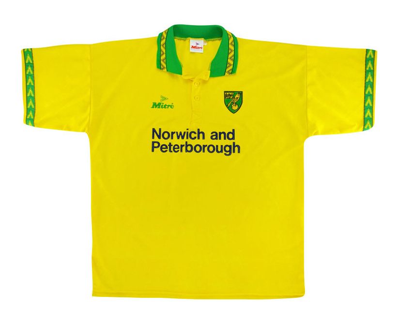Norwich City 1995-96 Home Kit