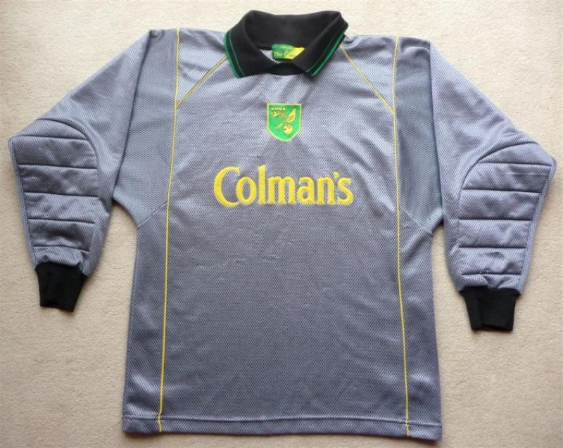 Norwich City 1999-00 GK 2 Kit