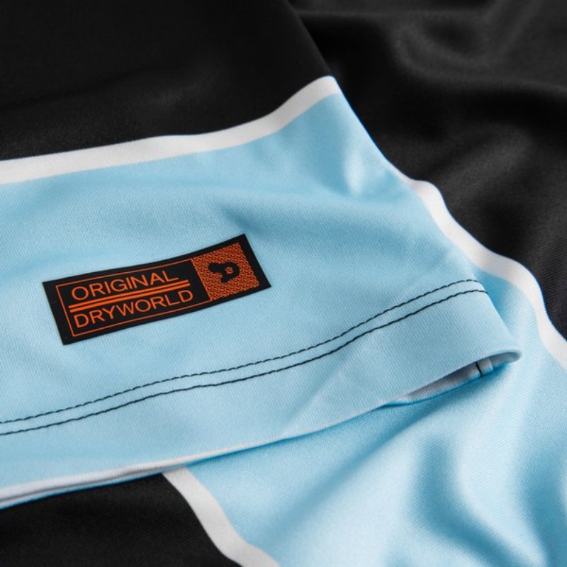 Queens Park Rangers 2016-17 Away Kit