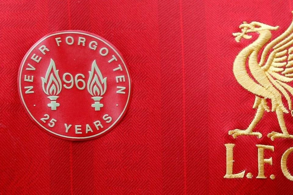 Liverpool FC 2013-14 Home V4 Kit