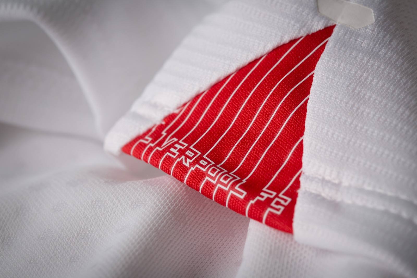 Liverpool FC 2015-16 Away Kit