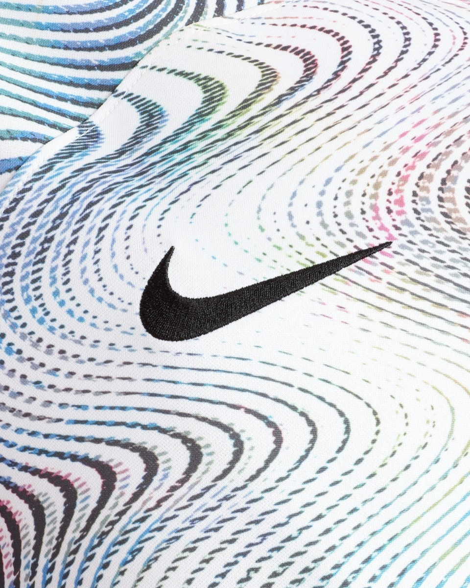 Liverpool FC 2022-23 Away Kit