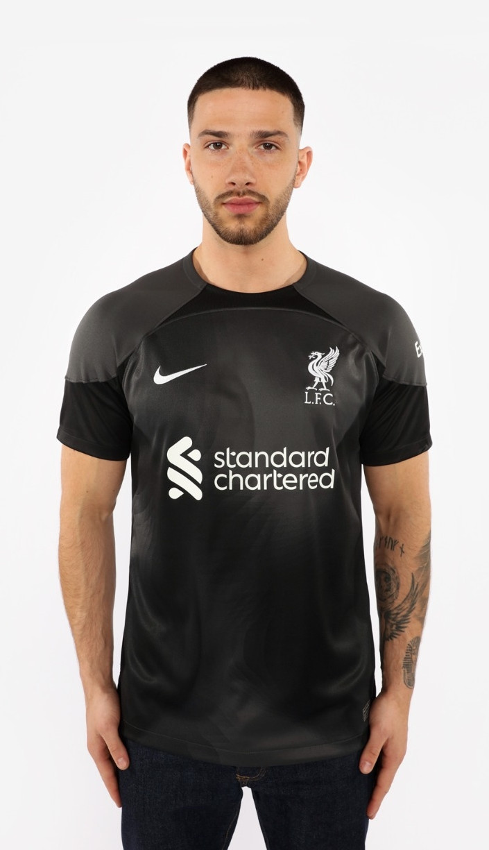 Liverpool FC 2022-23 GK 2 Kit