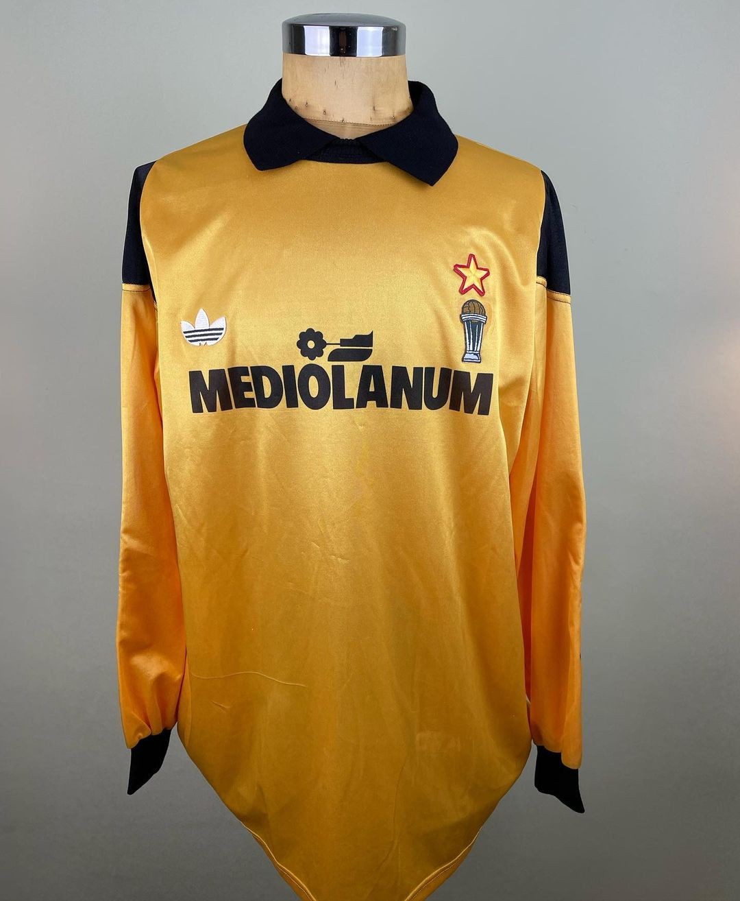 AC Milan 1991-92 GK Kit