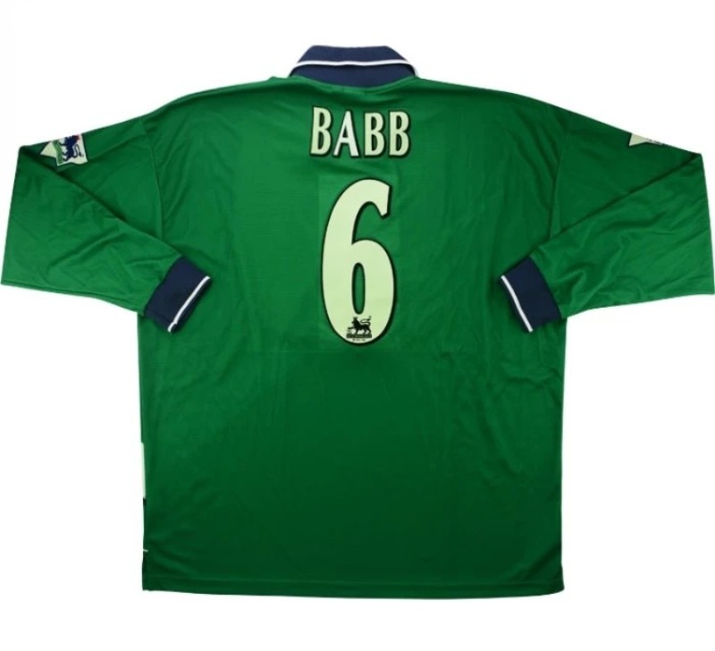 Liverpool FC 1999-00 Away Kit