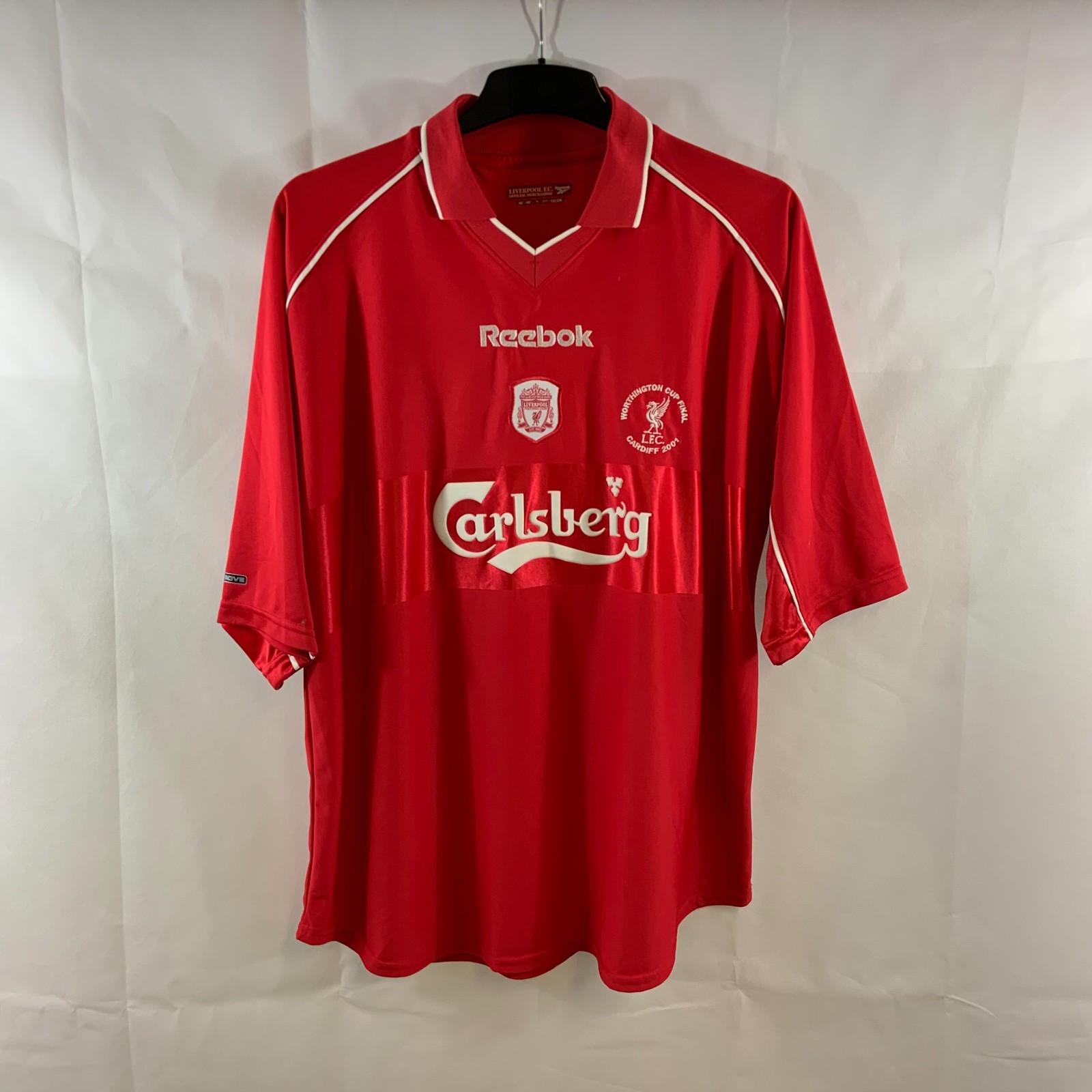 Liverpool FC 2000-01 EFL Cup Final Kit