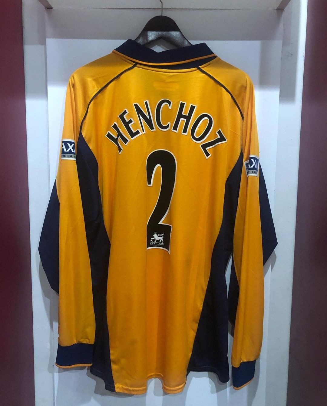 Liverpool FC 2000-01 FA Cup Final Kit