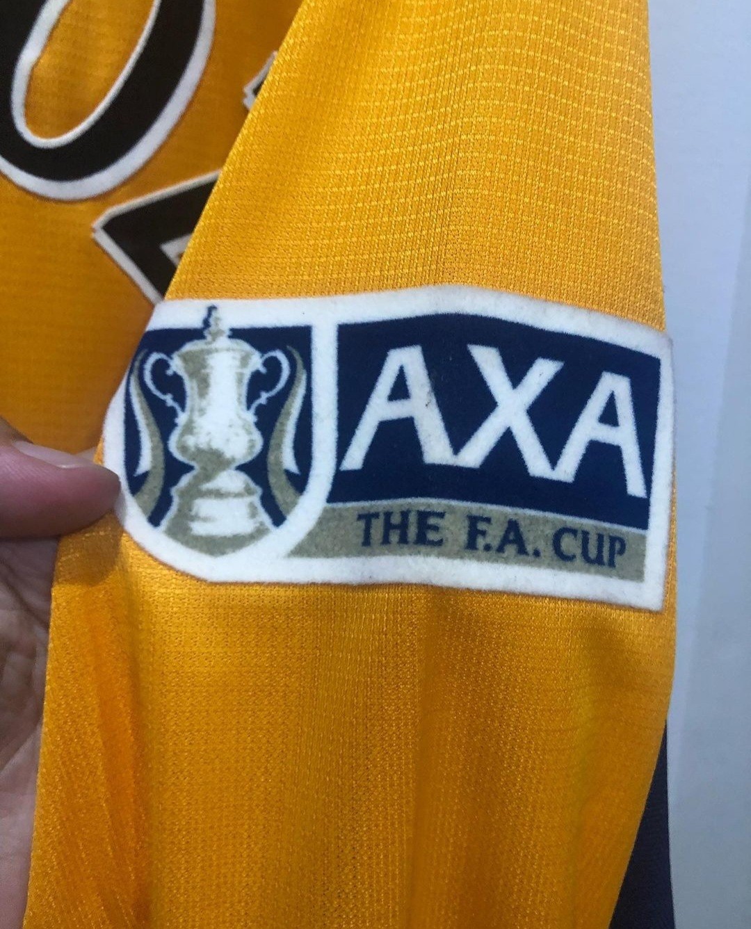 Liverpool FC 2000-01 FA Cup Final Kit