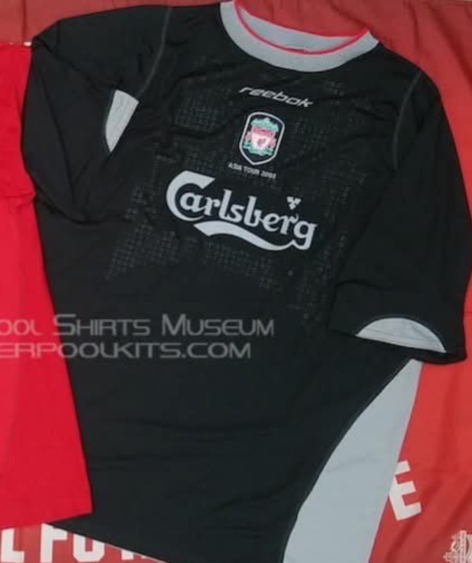 Liverpool FC 2003-04 Pre-Season GK 3 Kit