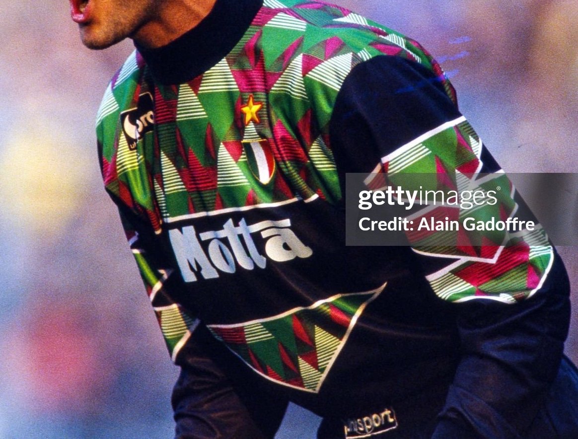 AC Milan 1992-93 GK 3 Kit