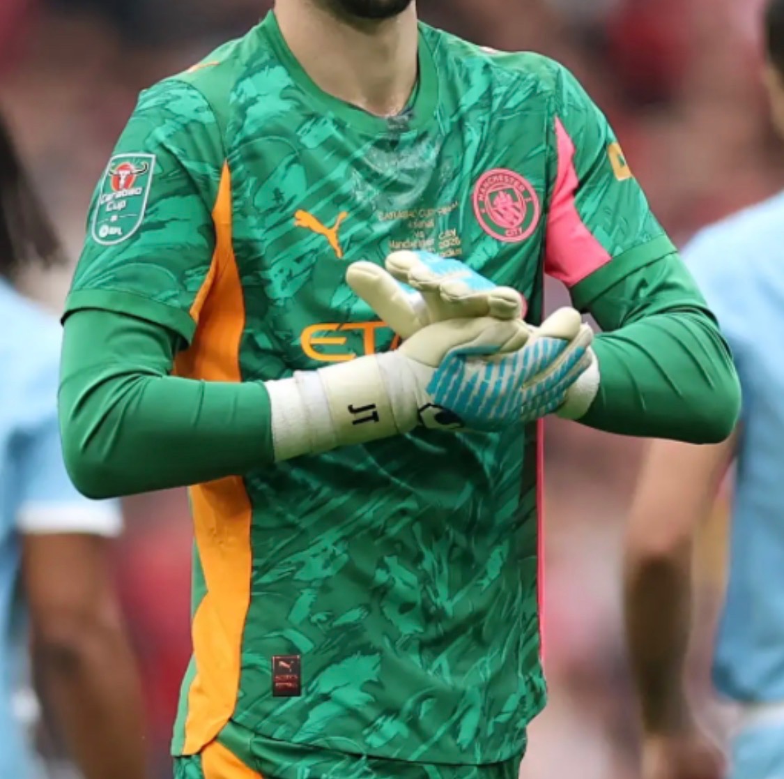 Manchester City 2025-26 EFL Cup Final GK Kit