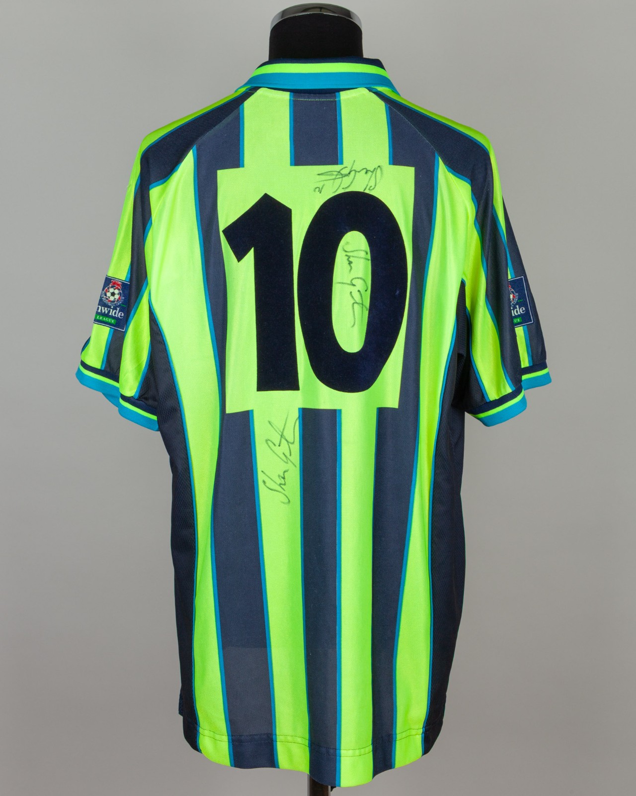 Manchester City 1998-99 Away Kit