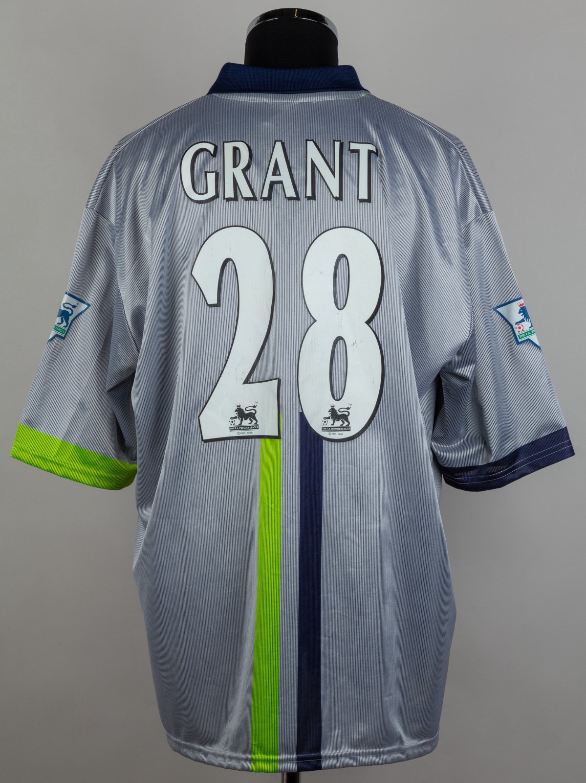 Manchester City 2001-02 Away Kit