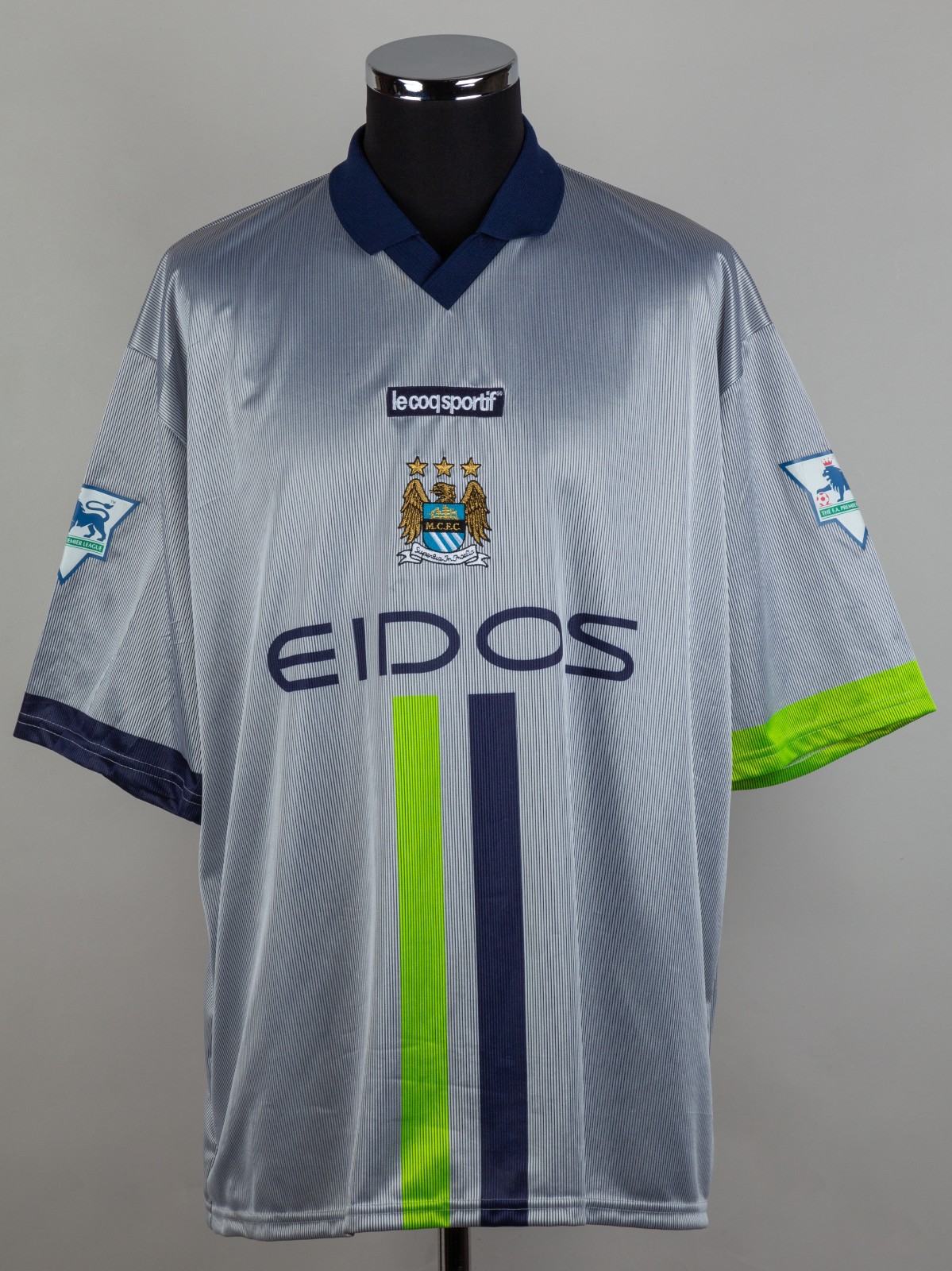 Manchester City 2001-02 Away Kit